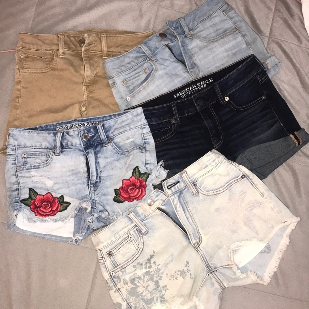 AEO shorts ///$10 per pair///$40 whole set